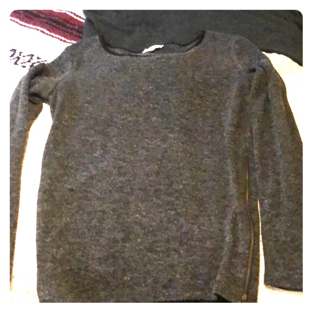 Gray sweater
